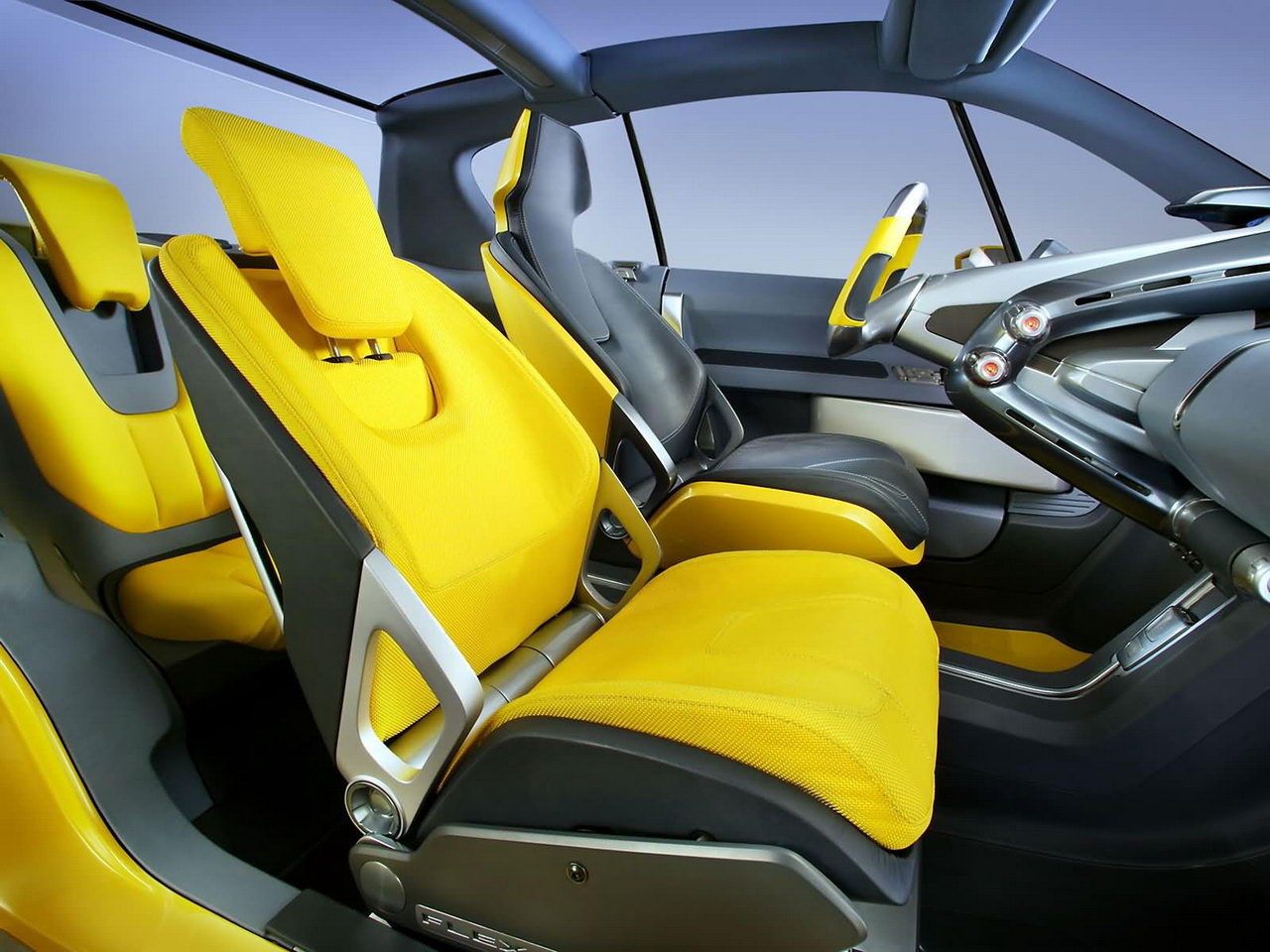 Opel TRIXX 2004 010.jpg